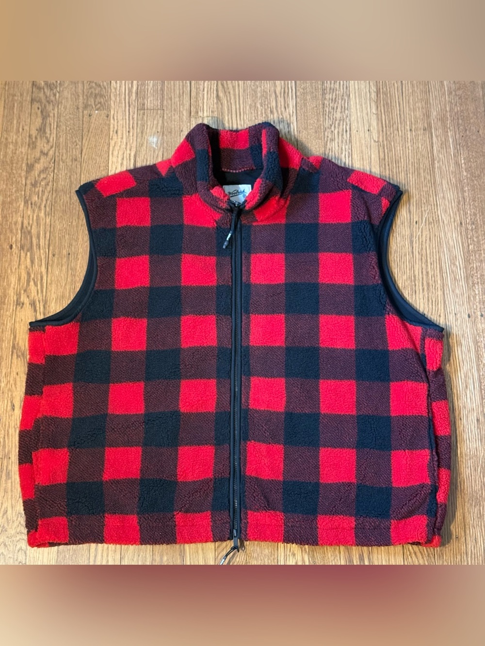 NWOT Woolrich Red & Black Buffalo Plaid Fleece Vest Men’s or Women’s size XL